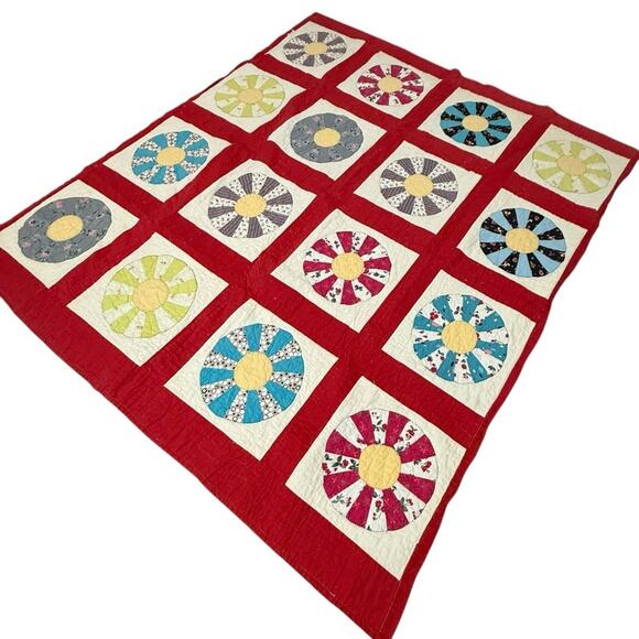 Antique Vintage Dresden Plate Quilt Red Sashing Hand Stitched 66x74” Patchwork - Picture 7 of 14